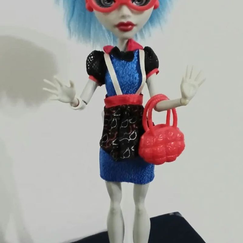 Boneca Monster High Ghoulia Yelps Ghouls Night Out - GNO - Foto 1