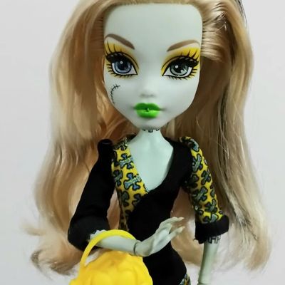 Boneca Monster High Frankie Stein Freaky Fusion - Foto 1