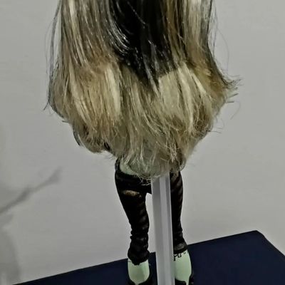 Boneca Monster High Frankie Stein - Scaris - City of Frights - Foto 4