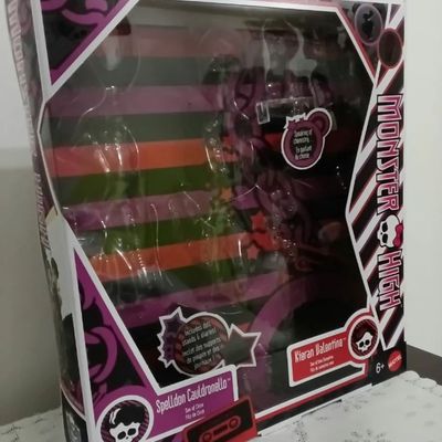 Caixa vazia do 2 pack de bonecos Monster High Kieran Valentine e Spelldon - Foto 4