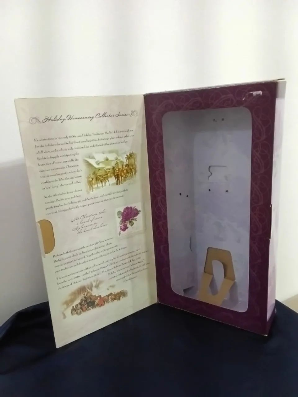 Caixa vazia da boneca Barbie Holiday Traditions Hallmark - Foto 1